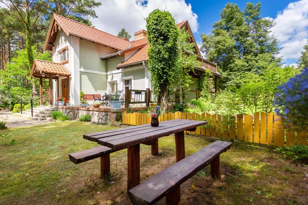 Mazurska Lesniczowka Nowy Zyzdroj Bed & Breakfast Ngoại thất bức ảnh